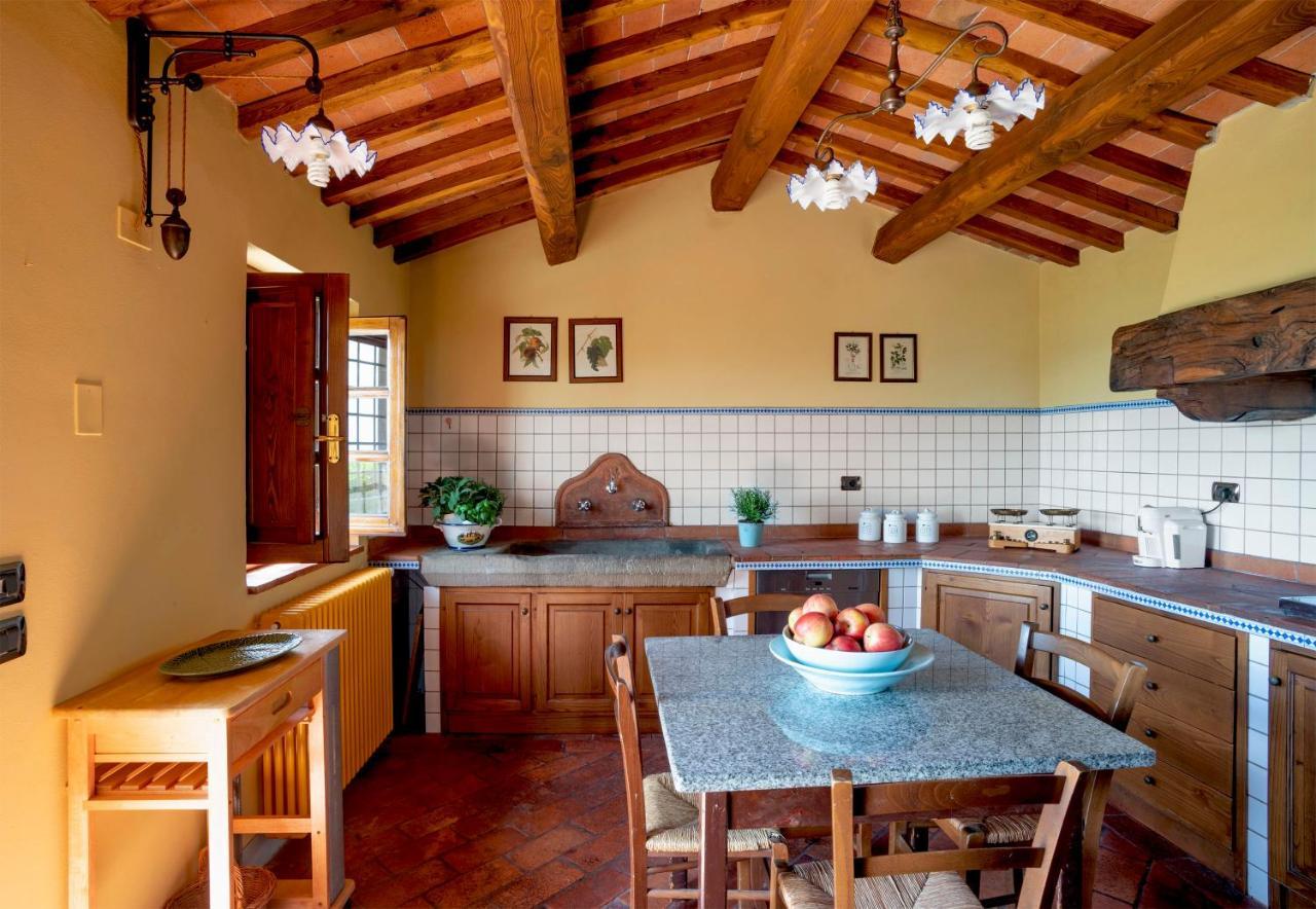 Casa Loretta, Your Luxurious Getaway With Stunning Views Nievole Exterior foto